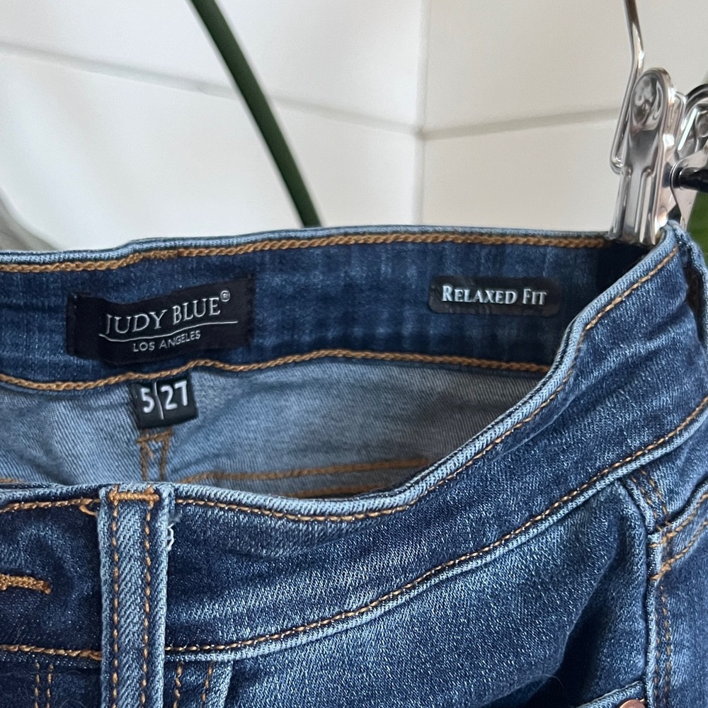 Judy Blue Dark Blue Ankle Jeans - Picture 2 of 3